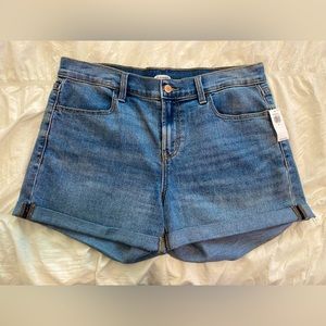 OLD NAVY mid-rise wow jean shorts